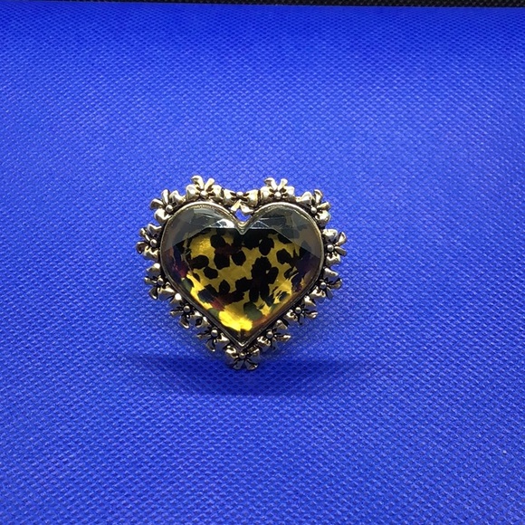 Betsey Johnson Jewelry - Betsey Johnson heart ring